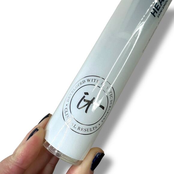 IT Cosmetics NEW #704 Heavenly Skin Skin-Smoothing Complexion Makeup Brush - Picture 6 of 10